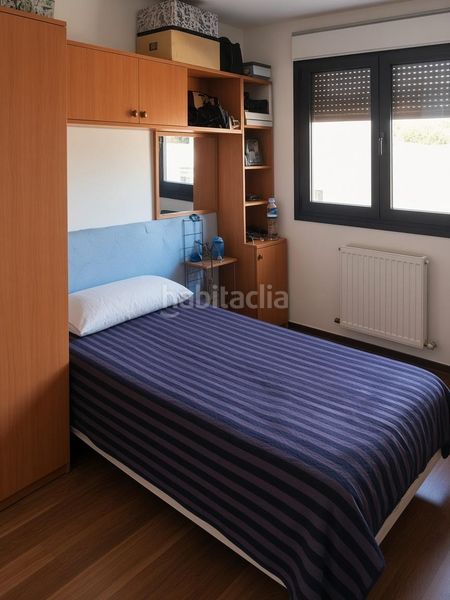 Foto ecc95b81-49a0-4227-9e40-add4bd37528a. Piso  seminuevo de 3 habitaciones en urbanización privada en Brazomar en Castro - Urdiales