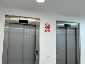 Foto 1a7e2bab-28cc-4a6d-b7c1-12b61fa61d28. Àtic amb calefacció aparcament a Centro Almería