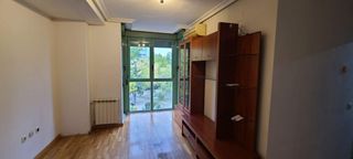 Flat in Batallas. Vivienda exterior en leganés  madrid