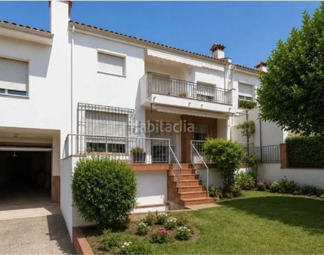 Foto 77fe478a-3a57-4bbd-8472-305e53ec8837. Casa  unifamiliar barcelona en Santa Maria-l´Eixample-Sud Sumella Cubelles