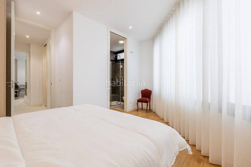Foto 91bcbef1-7a77-42f6-baf5-55b35d476e28. Alquiler piso espectacular bajo vivienda con reforma de diseño en a coruña en Coruña (A)