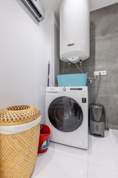 Foto f146e4c1-f829-4ef5-a212-f370b64f994b. Alquiler piso espectacular bajo vivienda con reforma de diseño en a coruña en Coruña (A)