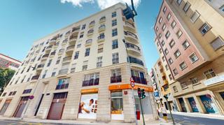 Location Local commercial à Calle alfaro 10. Oficina en santa cruz