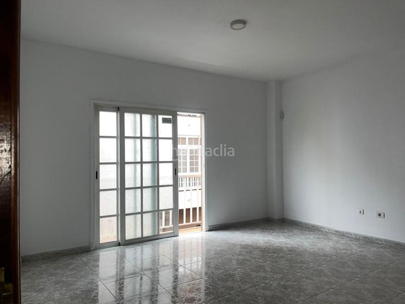 Foto bbb00847-9065-4cd6-bbe1-286e587fbe44. Appartamento in calle corominas 4 in Barranco Grande Santa Cruz de Tenerife