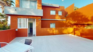 Xalet a Calle el laurel. camino el bronco 108-112. Un rincón único donde la calma y la vida se encuentran