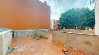Casa a Avenida san miguel de chimisay 46. Casa en venta en la subida el cardonal