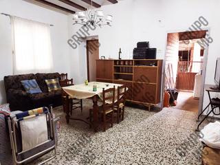 Chalet  Carrer cervantes