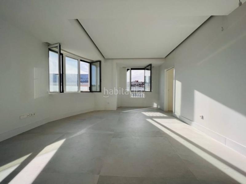 Foto 1dd30e5a-8d9e-4974-aabb-807424f954fc. Duplex con riscaldamento in Casco Antiguo Burgos