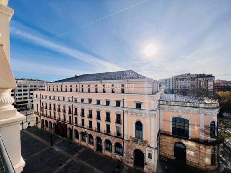 Foto b018dcc0-9150-482e-b61e-defa321aad7d. Duplex con riscaldamento in Casco Antiguo Burgos