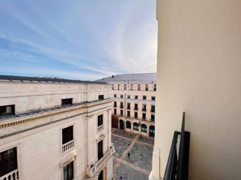 Foto 79181379-28dc-4994-a7e8-d25bb3e3e8a3. Triplex avec chauffage dans Casco Antiguo Burgos