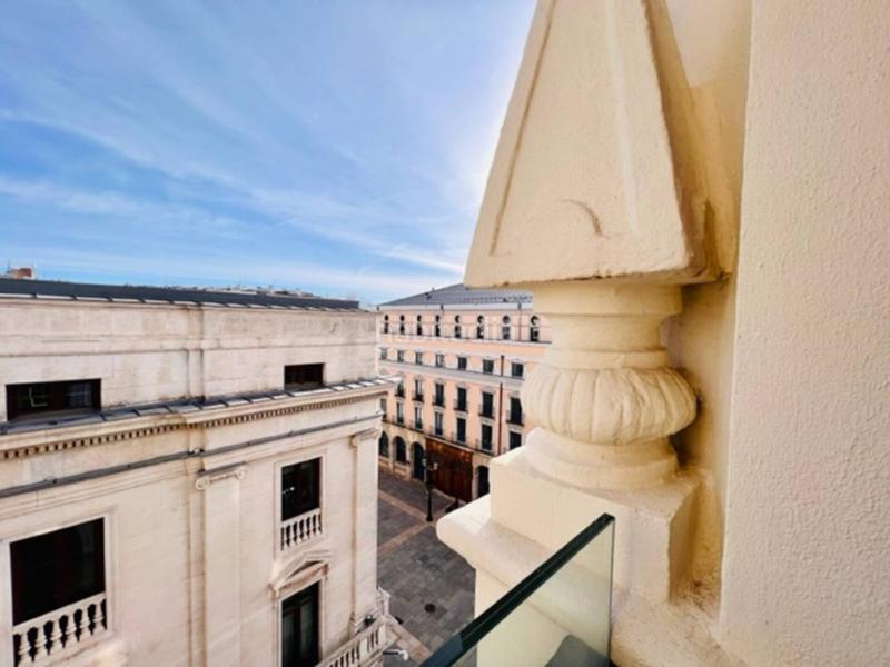 Foto 81443dab-21ec-4d6a-b46a-db407df6951f. Triplex avec chauffage dans Casco Antiguo Burgos