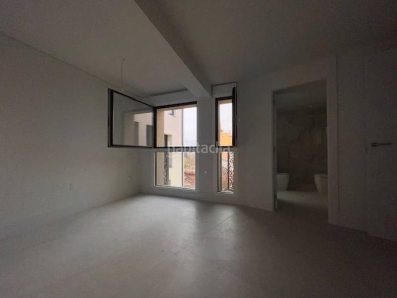 Foto ef97bd34-8174-4514-b8ea-04822fe412ac. Zweistöckige wohnung mit heizung in Casco Antiguo Burgos