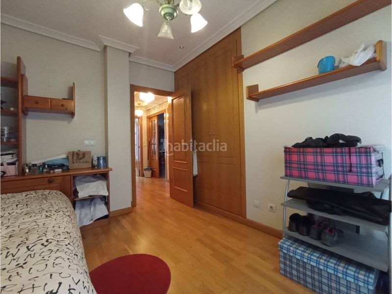 Foto 67e59aa9-af7a-482e-a522-1aa44d0f563b. Rent flat with heating parking in San Pedro y San Felices Burgos