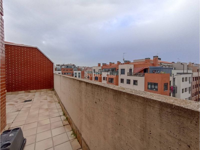 Foto 69549ff9-80ad-415c-b103-834c382b533e. Rent flat with heating parking in San Pedro y San Felices Burgos