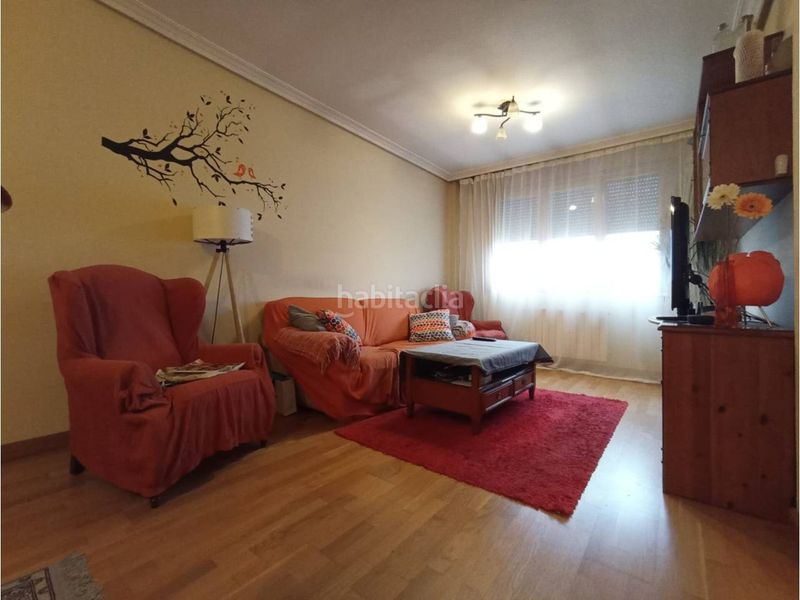 Foto c5f422e6-9cd1-4909-a03a-72fe88eb1084. Rent flat with heating parking in San Pedro y San Felices Burgos