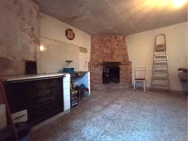 Foto 7e1583fc-41de-465a-b8d4-25a16e7cd56f. Casa amb calefacció aparcament a Barriada de Yagüe Burgos