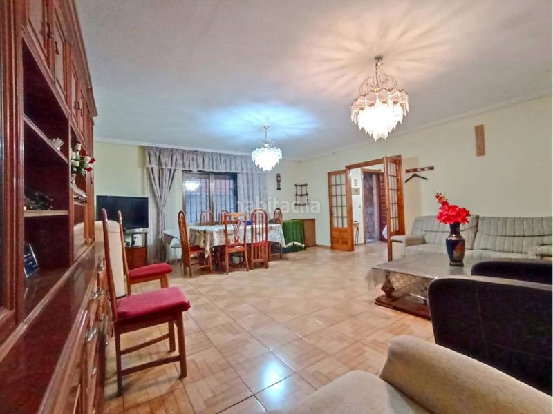 Foto be57ce49-192e-4aba-a93a-1d09d4fbde98. Casa amb calefacció aparcament a Barriada de Yagüe Burgos