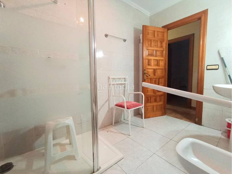 Foto c2d6278e-14a4-4589-aa2b-403fa36659ae. Casa amb calefacció aparcament a Barriada de Yagüe Burgos