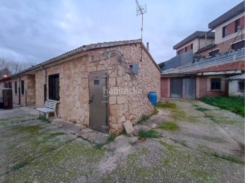 Foto d4e8b867-47e8-4977-8ab4-4b82a2424bbf. Casa amb calefacció aparcament a Barriada de Yagüe Burgos