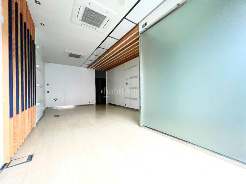 Foto e3f941b1-e994-48cc-b61a-26e0a79c2f30. Rent business premise in Los Vadillos - R. Sanitaria - Pozanos Burgos