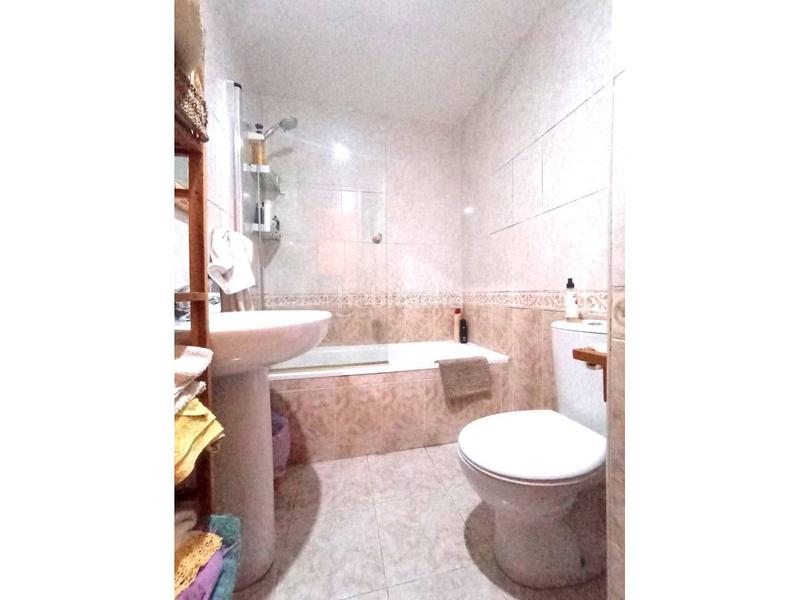 Foto 7a6ab613-7f72-4ec8-9e88-d56742fed634. Casa adossada amb calefacció aparcament a Villatoro Burgos