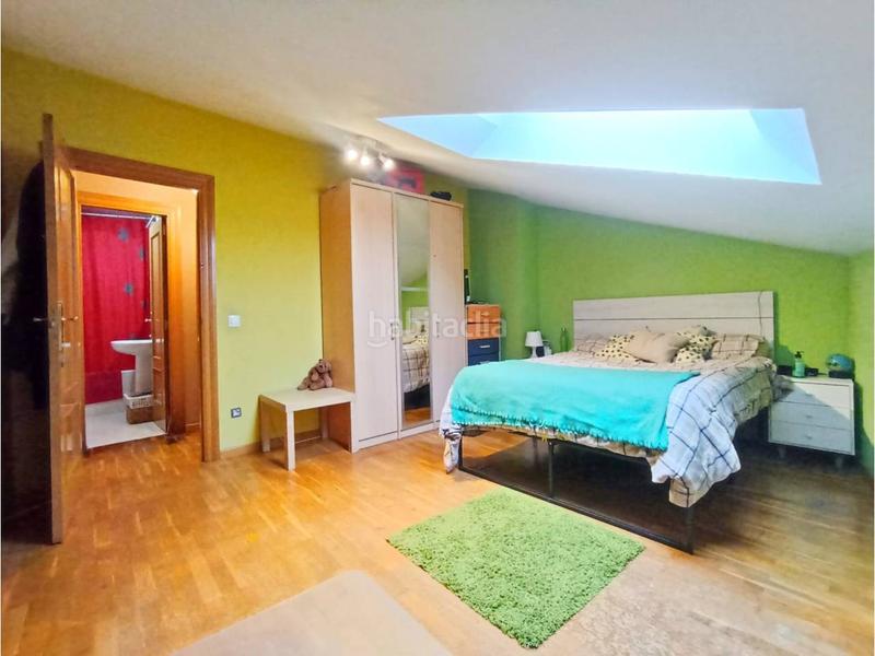 Foto aee5db29-0229-4d84-a305-f2c472a45e8c. Casa adossada amb calefacció aparcament a Villatoro Burgos