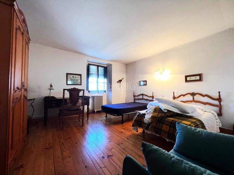 Foto 0ea3ef1b-ad05-4e75-aeee-efe96a017862. Casa a Frandovínez