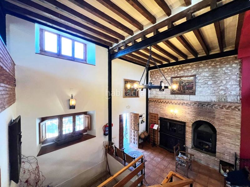 Foto c8b9064d-200f-4aab-a893-86c655e1c234. Casa a Frandovínez