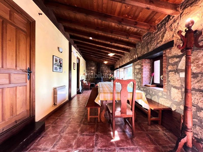 Foto c90690dc-cb47-4e64-b20e-7dab20a1f942. Casa a Frandovínez
