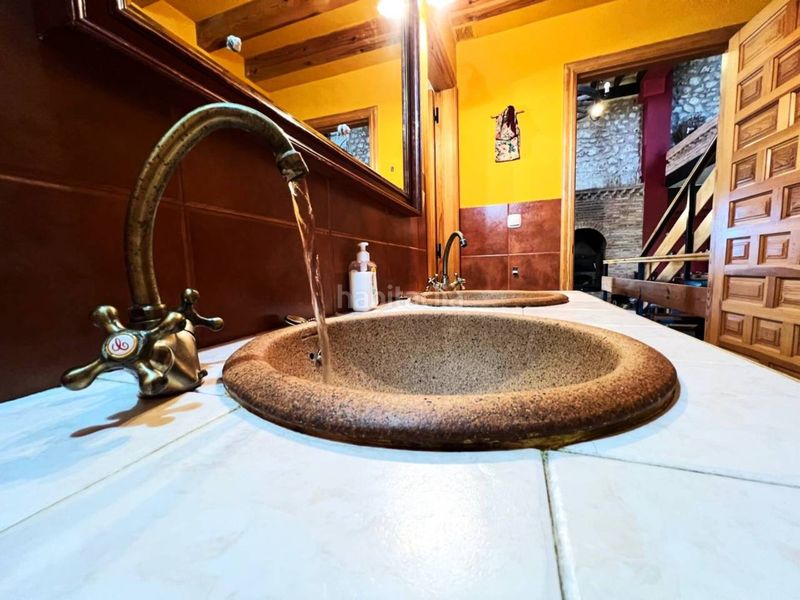 Foto f700487b-38f5-4dd0-86b8-485b55c52cd5. Casa a Frandovínez