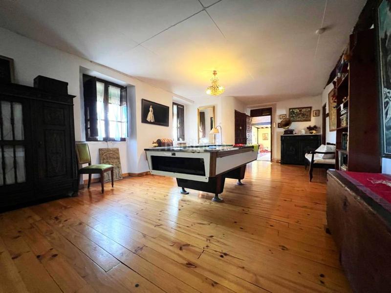 Foto f76aa3ba-c749-4ce2-a3de-3fcb59c2f6fa. Casa a Frandovínez