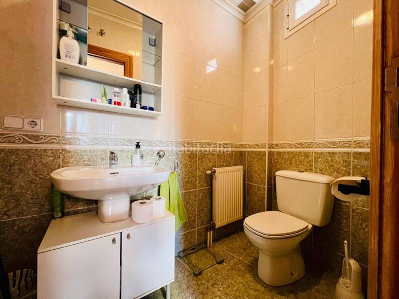 Foto 783954a2-aaf5-4c64-ba5c-b50f644bb8ad. Reihenhaus mit heizung parking in Villafría - La Ventilla - Castañares Burgos