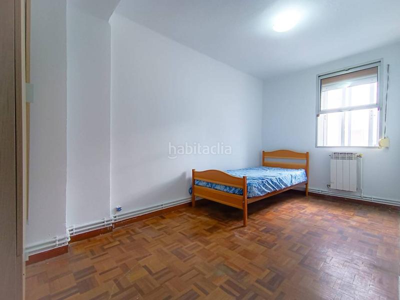Foto 383b9c6c-d0b8-4fbe-95e1-430deff0c273. Casa amb calefacció a Barriada Inmaculada - Zurbarán Burgos