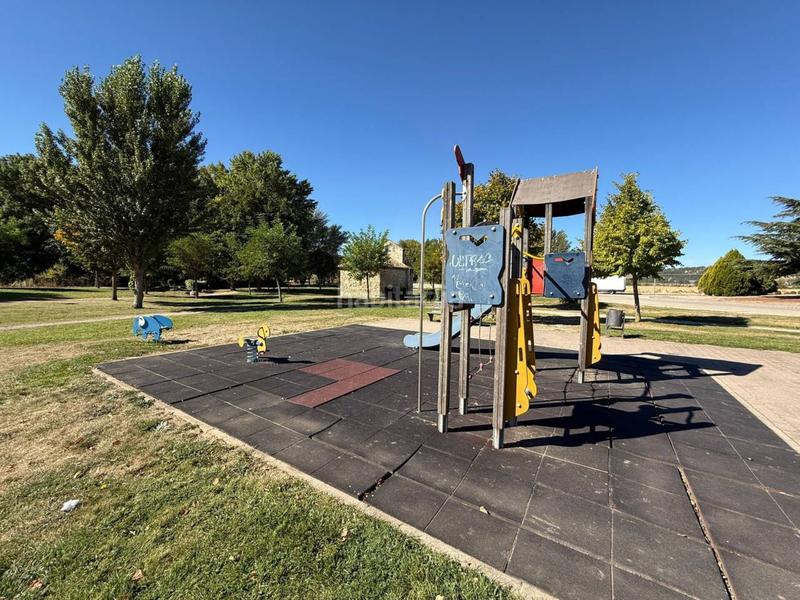 Foto 3626c7d8-c3a1-4f00-97f7-bfb56c830af9. Appartamento con riscaldamento parcheggio in Villalbilla de Burgos