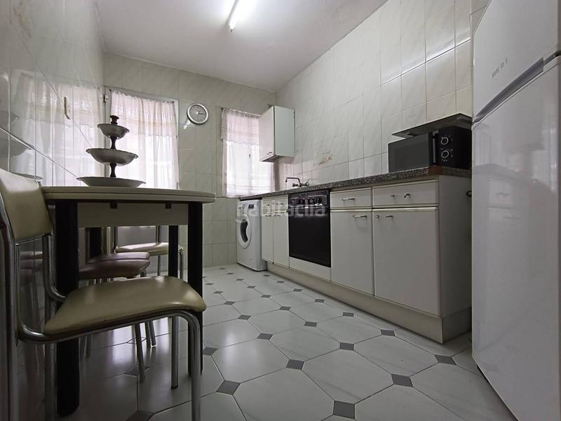 Foto 9f32d162-e482-4b5c-8373-57a4ae533279. Etagenwohnung mit heizung in Gamonal - San Bruno - G9 Burgos