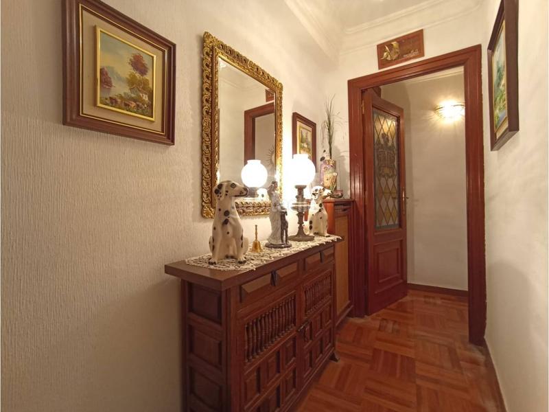 Foto 0661f799-8d8f-45f1-bfe4-f3905ee47efa. Flat with heating parking in Santa Teresa - San Pedro Cardeña Burgos