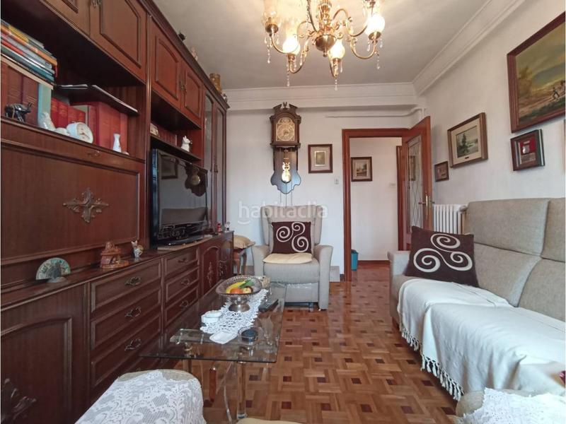 Foto abd12837-68dd-4c7f-848a-f44f76781353. Flat with heating parking in Santa Teresa - San Pedro Cardeña Burgos