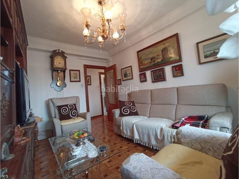 Foto adbb0ad7-299d-4150-8410-d4dfea93a6c7. Flat with heating parking in Santa Teresa - San Pedro Cardeña Burgos