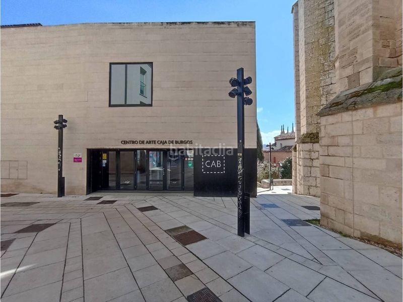 Foto 71a560d1-622a-4fc8-8654-8f709c318e43. Pis amb calefacció a Casco Antiguo Burgos