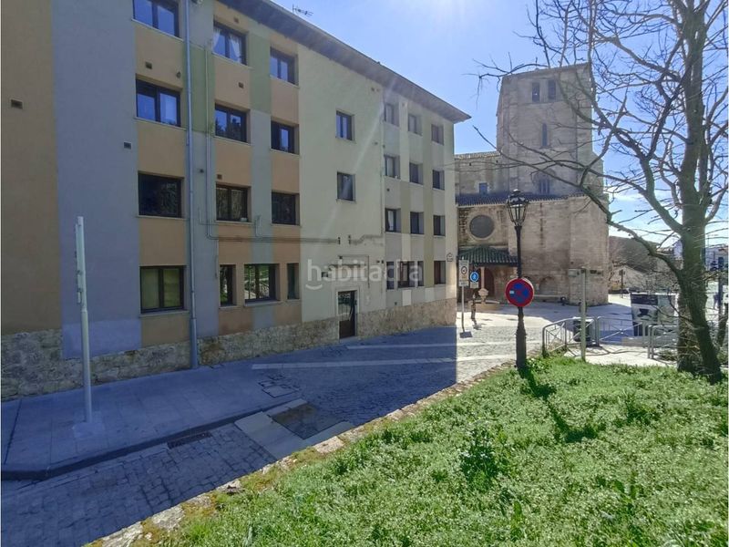 Foto 7b57220a-2e64-4a8e-800e-eead6c4ec21e. Pis amb calefacció a Casco Antiguo Burgos