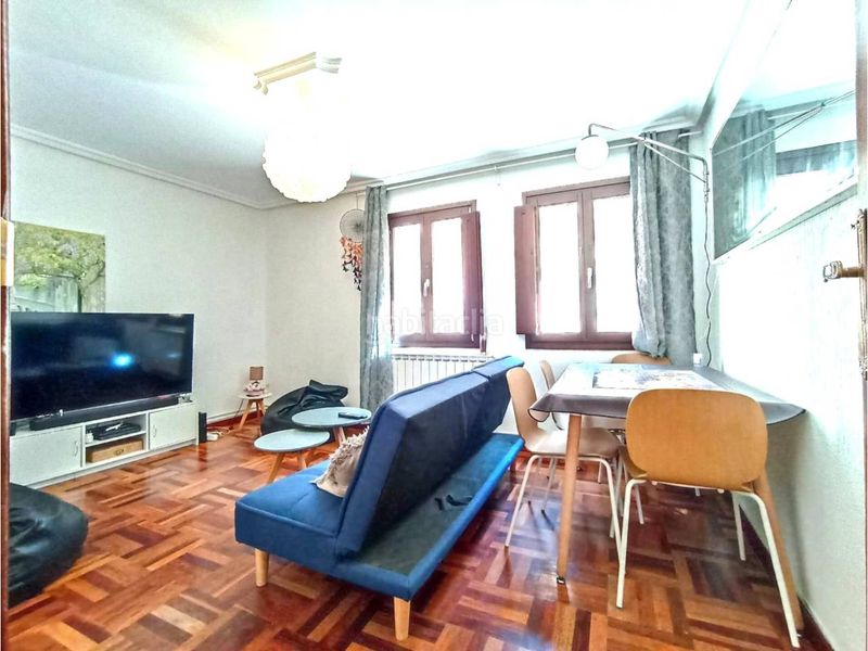 Foto ed7d0ea0-3045-4145-8cda-55745cc94768. Pis amb calefacció a Casco Antiguo Burgos