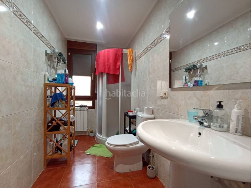 Foto 2b7e1441-a437-4aee-9641-3533c0f79b3e. Casa amb calefacció aparcament a Quintanillas (Las)