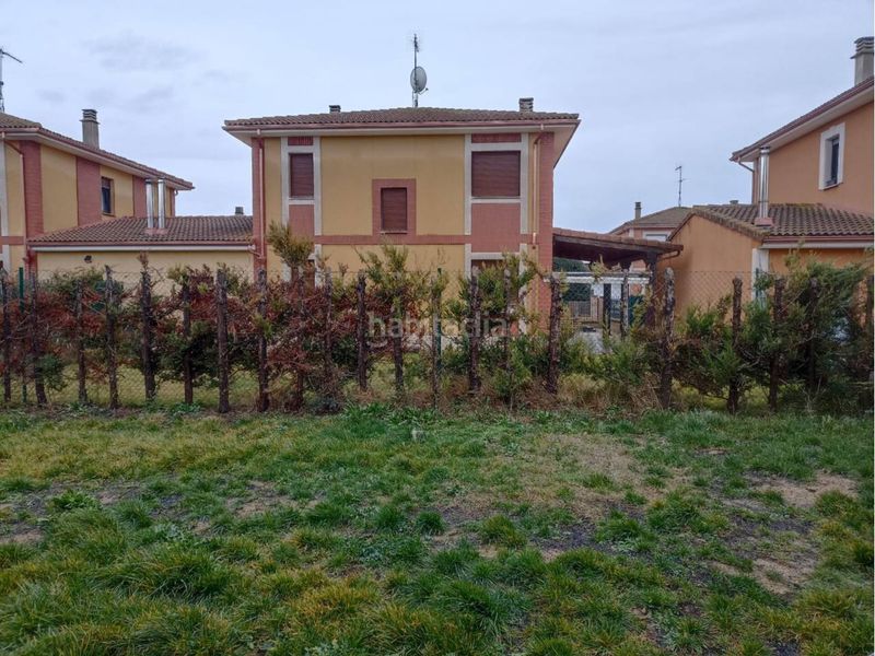 Foto 754d2f24-ddd7-4a9f-ba0c-4ee8272948a9. Casa amb calefacció aparcament a Quintanillas (Las)