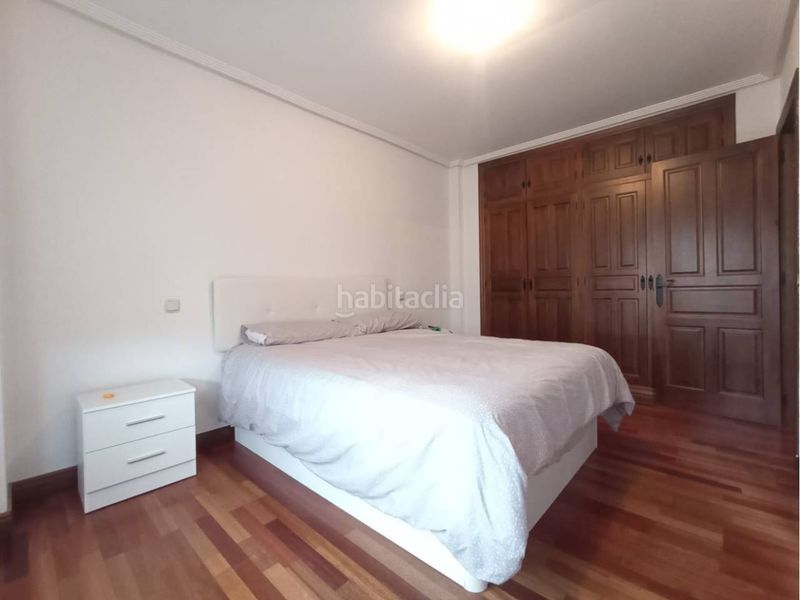 Foto 8e56c963-0631-4cf0-84dd-3a4bf92fec27. Casa amb calefacció aparcament a Quintanillas (Las)