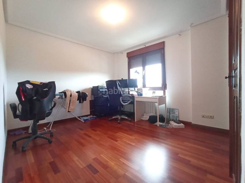 Foto f56dfdbe-f4d6-49b4-a0b6-e637b8caac22. Casa amb calefacció aparcament a Quintanillas (Las)