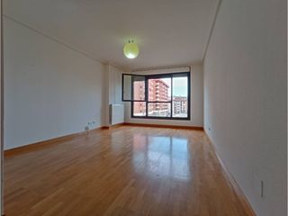 Location Appartement  Plaza doctor emilio giménez heras. Alquilar bien, es posible!