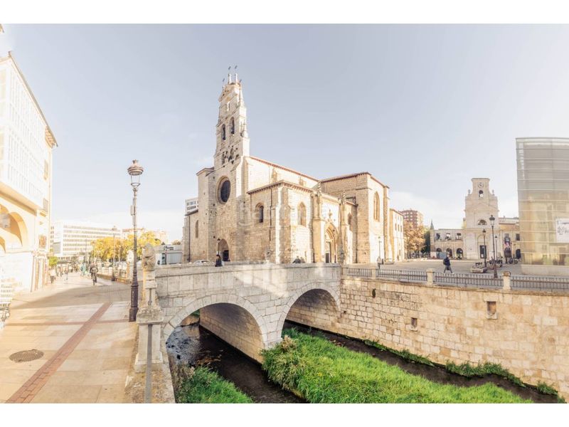 Foto 40f69308-2c30-43ee-8787-edf6c29a2171. Pis amb calefacció aparcament a Villa Pilar Burgos