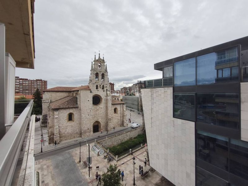 Foto c0dfe601-ac97-429b-84d8-4a61a389b996. Pis amb calefacció a Villa Pilar Burgos