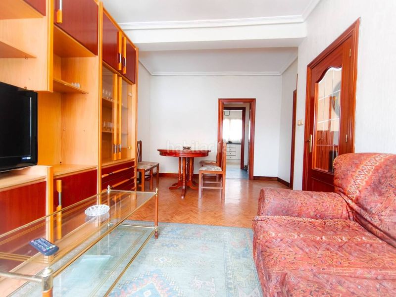 Foto 2e8aa83d-78a9-4ef8-9e67-91e7073076f3. Casa amb calefacció a Barriada Inmaculada - Zurbarán Burgos