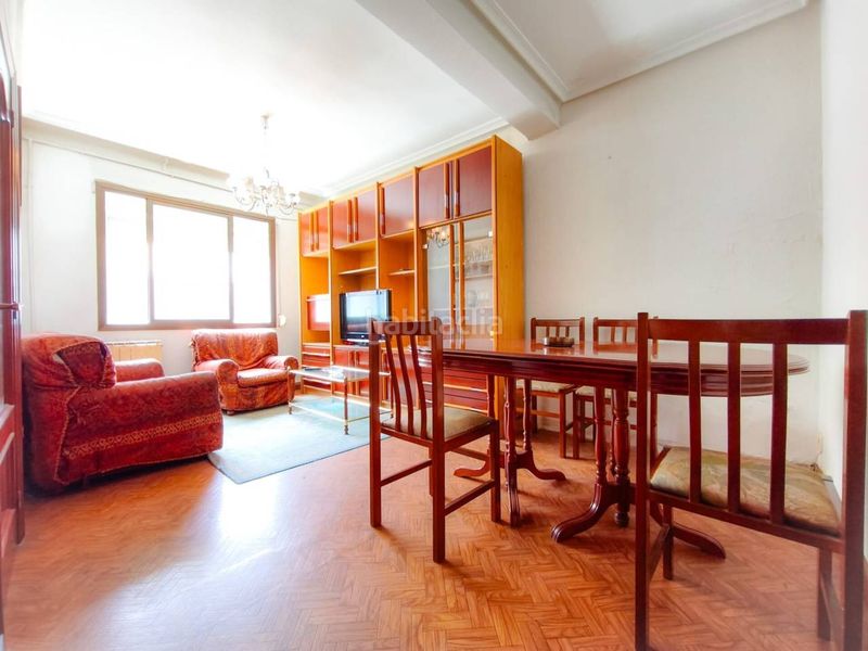Foto a89dc509-6e79-4e4d-95d8-25e44192337f. Casa amb calefacció a Barriada Inmaculada - Zurbarán Burgos